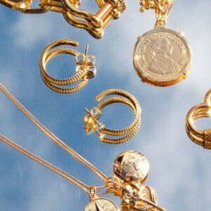 دوره طراحی دستی واقع گرایانه طلا و جواهر